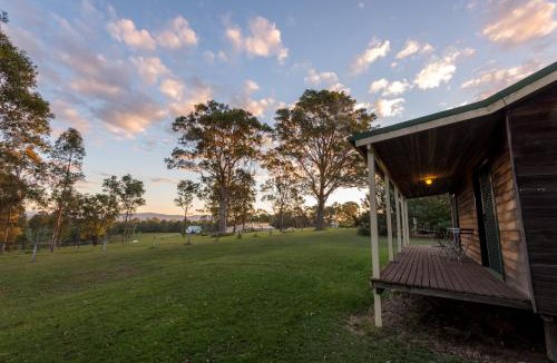 Allandale Ski Chalet | Cabins at Lovedale Wedding Chapel