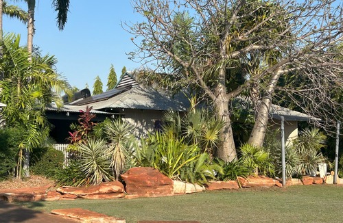 Cable Beach House | Cable Beach Haven - 3BR house with pool, 5 minutes walk to Cable Beach