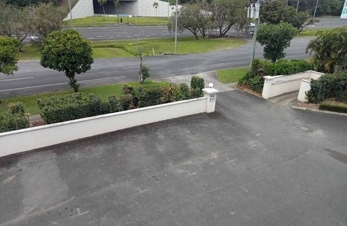 Woree Apartment | Cairns Chic Suite - Apartment 'A'
