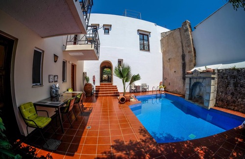 Atsipopoulo Apartment | Calergi 11 -Spring in Crete -Authentic Living-Monthly Offer in Stylish 2BDR Flat