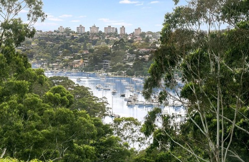 Cammeray Apartment | Cammeray- ROWL1 - Rowlison Parade - Modern 3BR Home with Courtyard Parking Next to Tunks Park in Cammeray