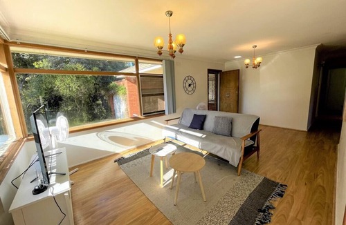Campbelltown House | Campbelltown | Holiday Home 3 BED + Free Parking | Long Term Welcome