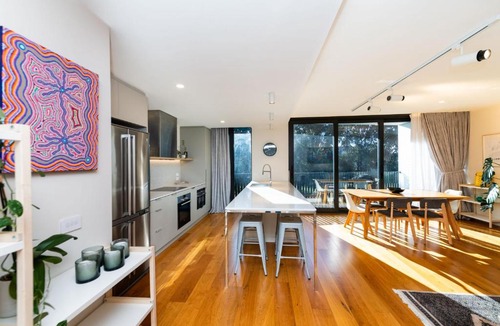 Forrest Apartment | Canberra 22