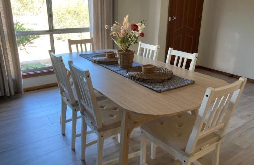 Kingscote House | CandE on Buller