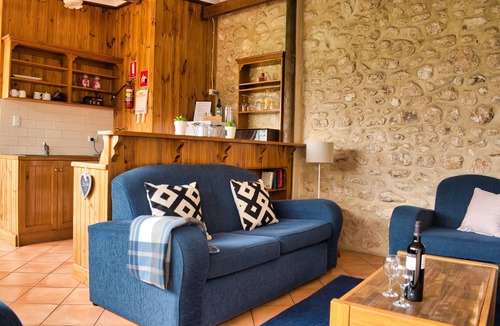 Cape Jervis Hotel | Cape Jervis Accommodation & Caravan Park