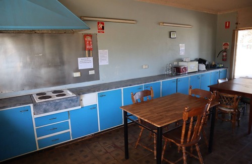 Balranald Hotel | Capri Motel