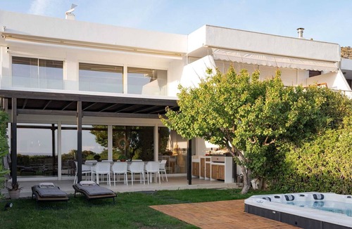 Kropia Villa | Casa Amalia, Bill & John Villas