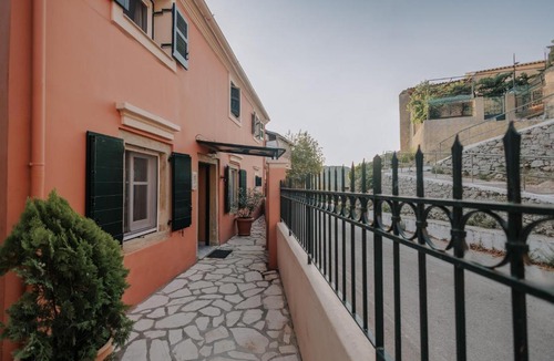 Benitses Villa | Casa Bella Vita