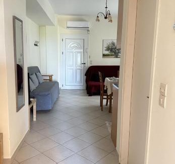 Pyrgou Dirou Apartment | Casa Blanca (I)