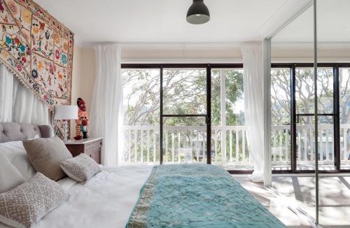 Newport Apartment | Casa de Piña walk to the beach