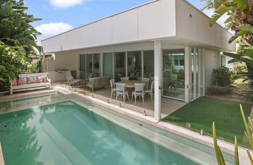 Kingscliff House | Casa Luxe - Heated Pool, Infared sauna and close to Salt Village