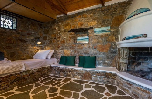Alonissos Ski Chalet | Casa Milos - Villa I - Floating Over The Aegean