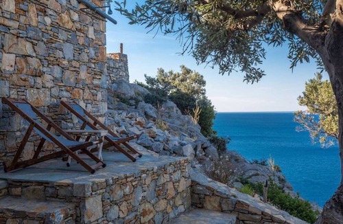 Alonnisos Old Town Villa | Casa Milos - Villa III Embarking On The Blue Ocean