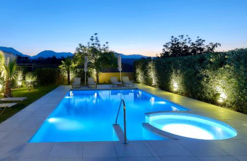 Dhafnes Villa | Castello Villa Daphnes - Private Pool & Whirlpool