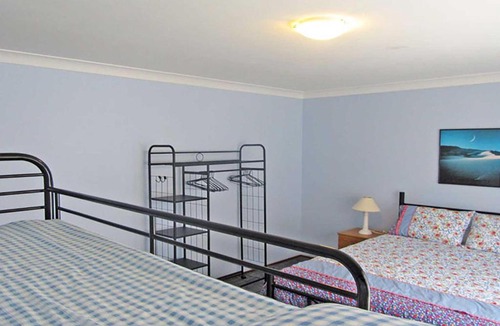 Nelson Bay House | Catalina Air conditioned large home with boat parking