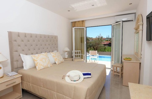 Kavos Hotel | Cavomarina Beach Hotel - Adults Only