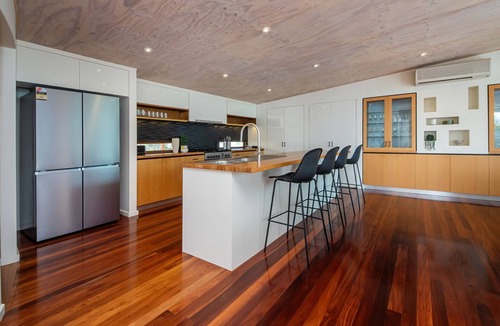 McCrae House | Cedar Views in McCrae