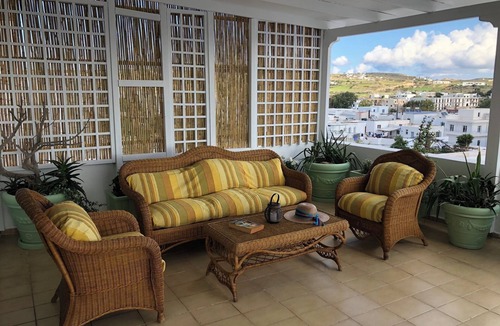 Adamas House | Celia amazing view at the port of Adamas