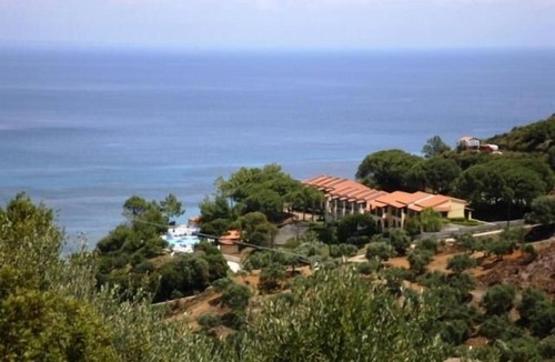 Xirokastello Hotel | Celia Apartments