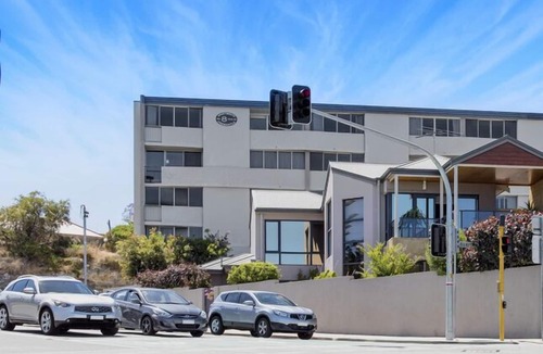 Fremantle Apartment | Celina's Ocean View Studio