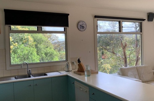 Aireys Inlet House | Central location in the stunning coastal getaway of Aireys Inlet