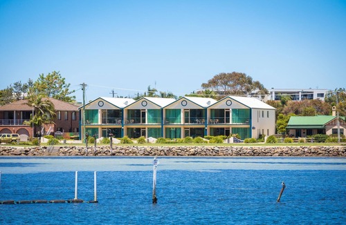 Merimbula Apartment | Cetacea Luxury Apartments - 2 Bedroom Lake View Apartment
