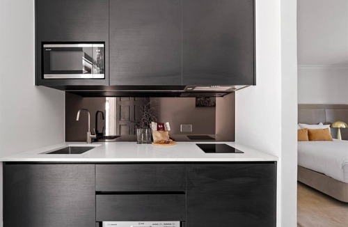 Margaret River House | ChambrxE9 Estate Suite 2 - experience elegant luxury