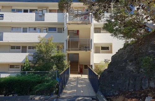 Fremantle Apartment | Champagne views on a budget