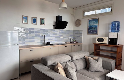 Faaa Apartment | Charming 1-bedroom apartment in lovely Papeete entrance.
