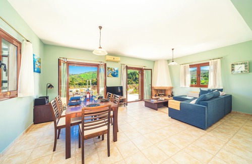 Eleios-Pronnoi Villa | Charming 2 bedroom villa in Agia Eirini with WiFi , AC, pool. Sleeps up to 6.