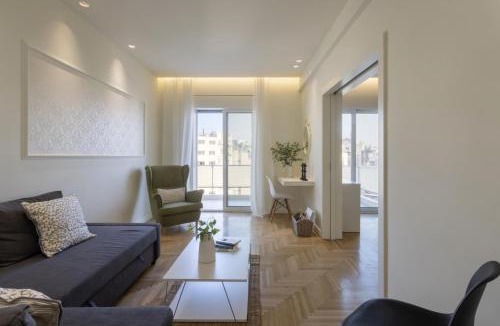 Omonia Apartment | Charming 7th-Floor Apartment with Acropolis view