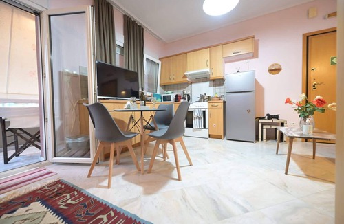 Chios Town Apartment | Charming Chios Island Getaway in a Cozy Studio