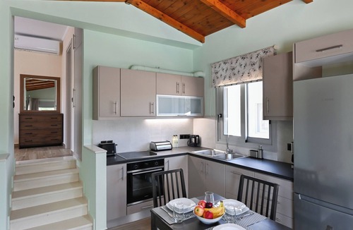 Lefkada Town Villa | Charming Halipoma Laertes Villa close to Lefkada town & Ai Giannis beach