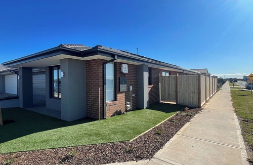 Wyndham Vale House | Charming Modern Family Home in Wyndham Vale