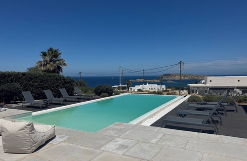 Santa Maria House | Charming villa with pool & sea view in Santa Maria, Paros (Greece) - 12 per max