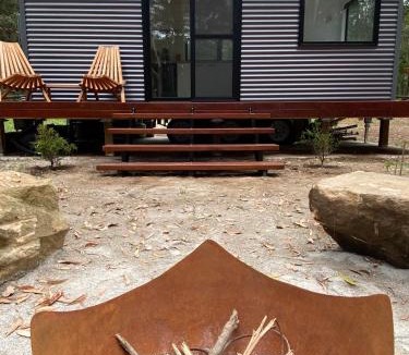 Peachester Villa | 'Chartreuse' Tiny Home on Green Valley Fingerlime Farm