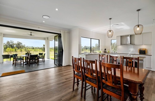 Pokolbin House | Cheerful Holiday House in Hunter Valley