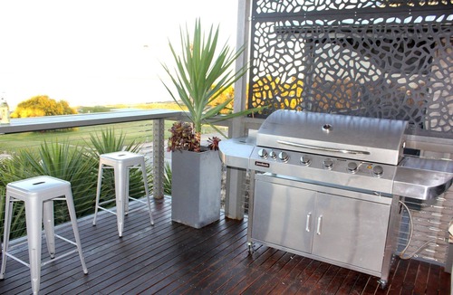 Para Wurlie House | Cheers - Sea views Free Wifi On the Esplanade