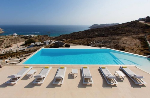 Elia Villa | Chef included by Fantasia Villas: Madison Villa 13 bedrooms