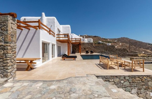 Faros Armenistis Villa | Chef included by Fantasia Villas: Greco de la Greco Villa