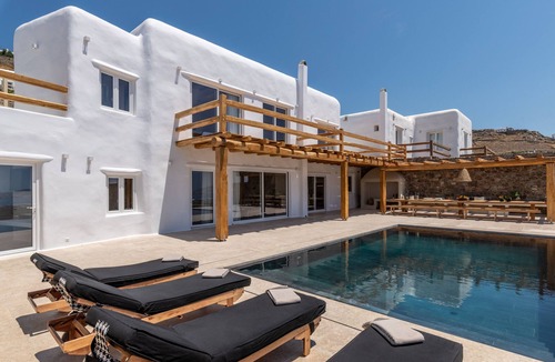 Faros Armenistis Villa | Chef included by Fantasia Villas: Greco de la Greco Villa