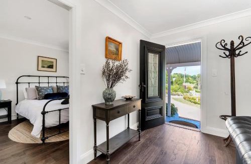 Burrawang House | Cherry Tree Cottage, Burrawang, Southern Highlands