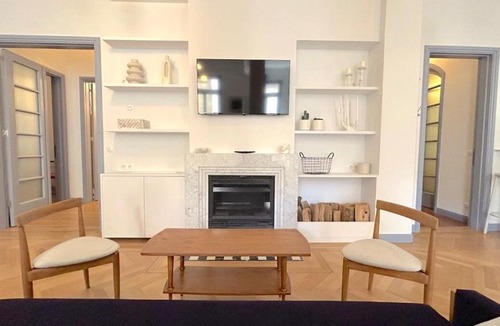 Pasalimani Apartment | Chic 5BR Seaside Pasalimani Apt Next to Marina Zea