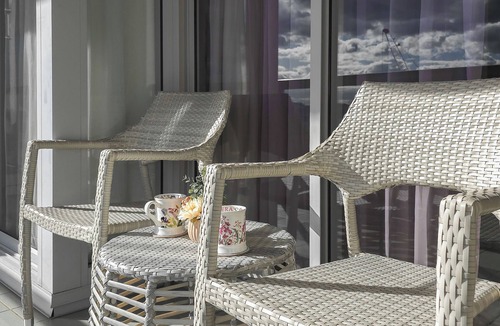 Darling Harbour Apartment | Chic Darling Harbour Oasis in the Heart of Sydney, 2BR w/Resort-Style Amenities