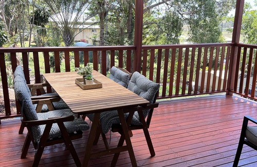 Childers House | Childers charmer - with aircon, WIFI and modern luxuries