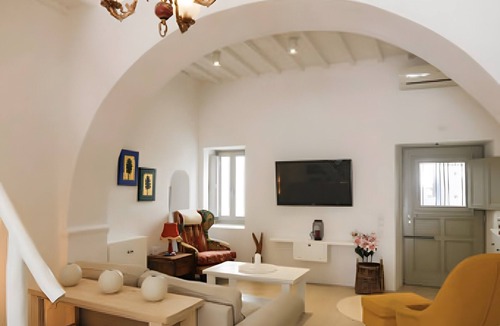 Mykonos Town House | Christy’s Three-Level Villa in Mykonos Town