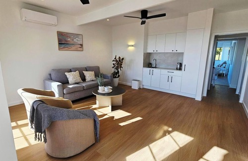 Flaxton Apartment | Cielo Flaxton, Newly Renovated Luxury Apartment with Terrace and Iconic Views