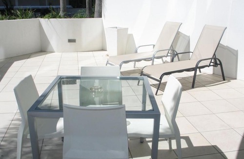 Mooloolaba Apartment | Cilento 103 Two Bedroom Unit in the heart of Mooloolaba one street back from the beach