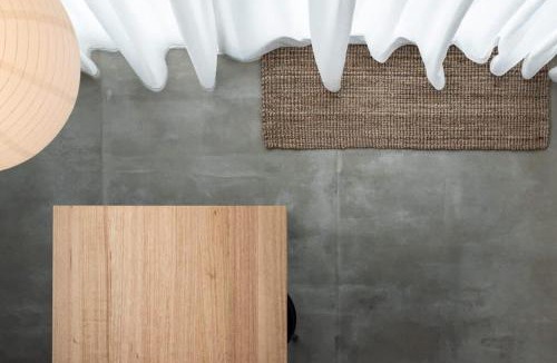 South Launceston House | City Lights & Tiny Delights: Near CBD =& Parking