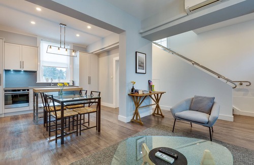 Hobart Central Business District House | City Retreat Hobart